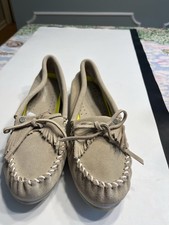 Minnetonka Kilty Stone Suede Moccasin Shoes Loafers Women s Sz 11