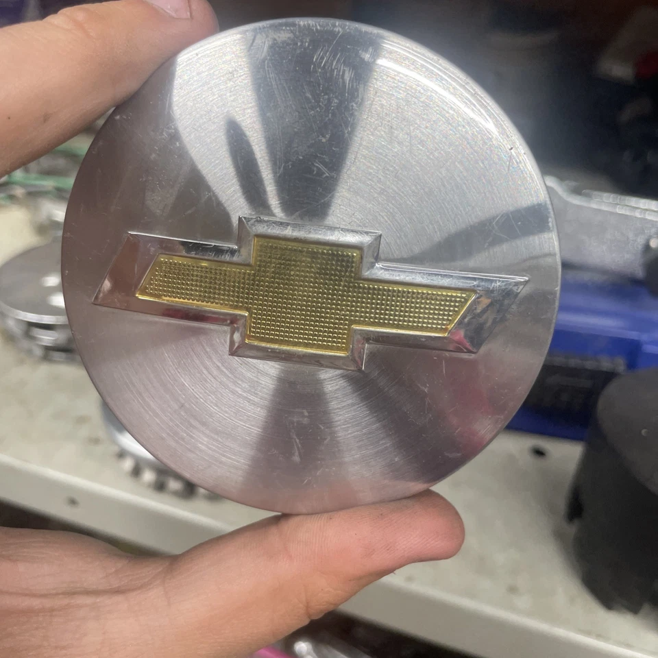 ЦЕНТРАЛЬНЫЕ КОЛПАКИ CHEVY 22837060 2014-2021 Silverado tahoe suburban ЗАВОДСКОЙ ОРИГИНАЛ - Изображение 4 из 4