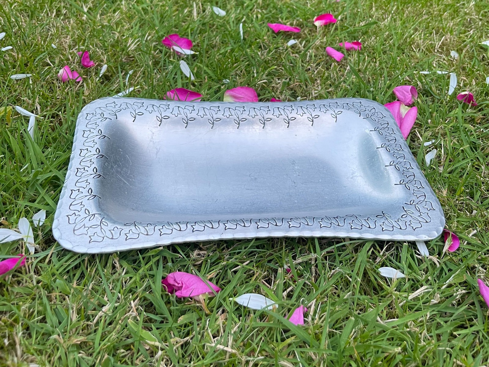 Platter/Tray Dish Rectangular Pewter Metal Blue Bell Snow Drop Pattern Tableware