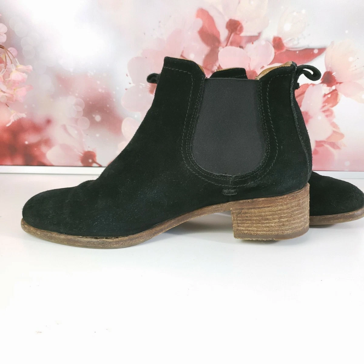 Alberto fermani chelsea boots clearance