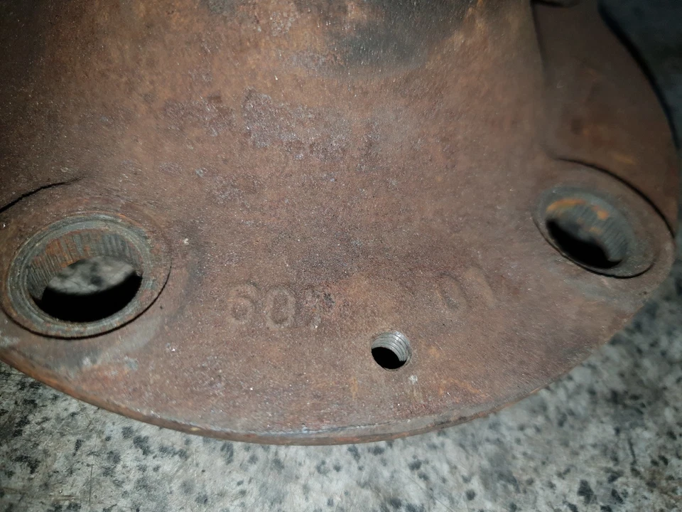 Buje trasero Porsche 944 968 964 (1988-1995) 95133106701 95133160701 Stk01 Foto 3 de 4