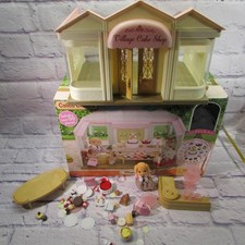Calico Critters Village Cake Shop Playset 50 Pieces Veronica Toy Poodle