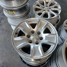 Wheel 17x8 5 Spoke Opt Q5u Fits 15-20 Suburban 1500 599812 Wheel 17x8 5 Spoke Opt Q5u Fits 15-20 Suburban 1500 599812