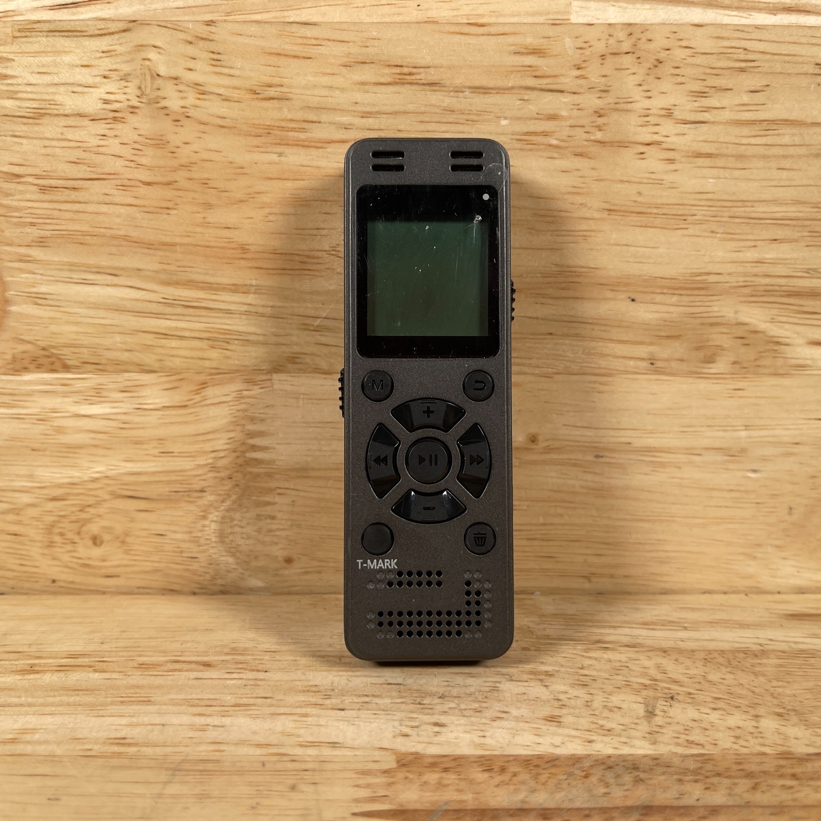 Evida V618 Black Handheld 32GB 1.5" LCD Display Portable Digital Voice