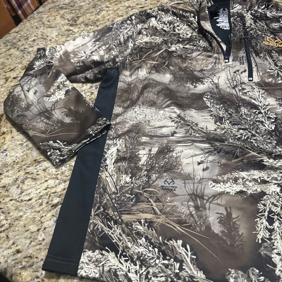 Realtree Camo Hunting Shirt Mens Large Green Long Sleeve Performance Pullover - Image 3 of 4