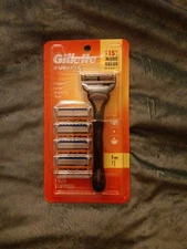 Gillette Fusion5 Men's Handlew/ Razor Blade & Refills - 5 pack
