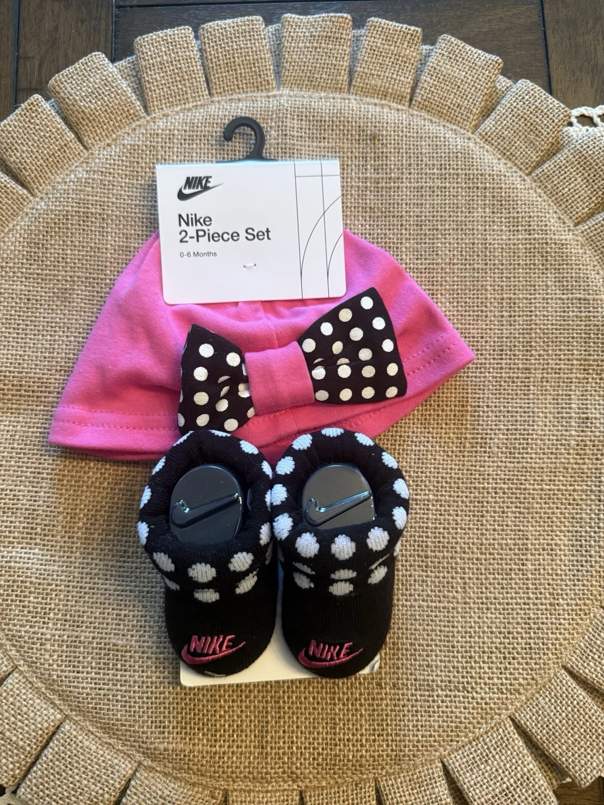 Newborn Baby Girl Nike Polka-Dot Bow Hat & Bootie Socks Set