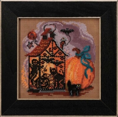 MILL HILL Buttons Beads Kit Counted Cross Stitch HAUNTED LANTERN MH14-2022