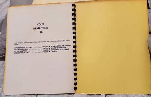Star Trek Classic TV Series Trivia Game Book Booklet 1975 RARE + 2 Extra Trivia - Picture 4 of 5