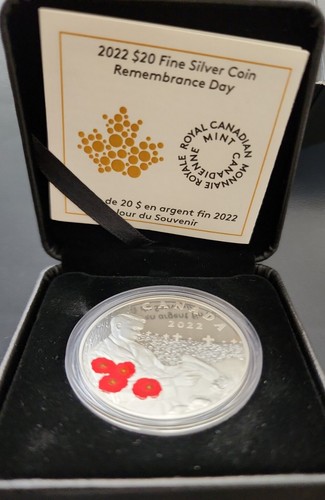 THE  CANADA 🇨🇦  FINE SILVER $20 COIN 2022 - REMEMBRANCE DAY .