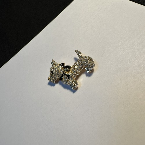 Broche Pin's Chien Scottie En Ton Or Avec œil, Queue Et Collier En Strass - Occasion En Excellent état (EUC)