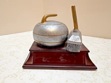 Vtg Curling Rock Broom Wood Stand Table Top Trophy Heavy Solid Cast Metal