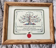 'Our Family Tree' Poem Print/Picture Double Matted Wood Frame Under Glass     W6
