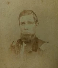ca. 1860s CDV PORTRAIT of CIVIL WAR SOLDIER in UNIFORM
