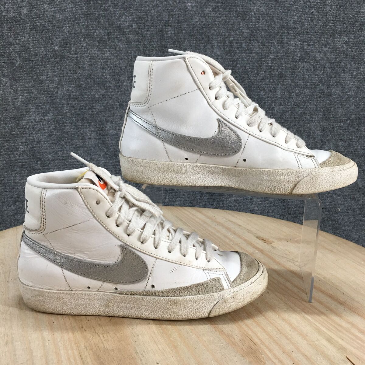 Nike Shoes Womens 6 Blazer Mid '77 Summit High Top Sneakers Nike Shoes Womens 6 Blazer Mid '77 Summit High Top Sneakers