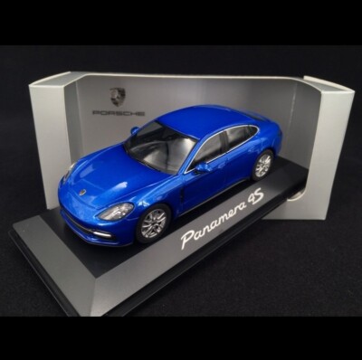 2016 Herpa 1:43 Scale Sapphire Blue Porsche Panamera 4S Diecast Car in Gift Box