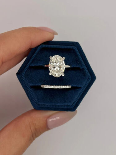 2Ct Oval Cut Lab Created Diamond Women's Bridal Ring Set 14K White Gold Plated