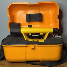 Northwest Instruments NWI Siteline Builders Level NSL100B With Case