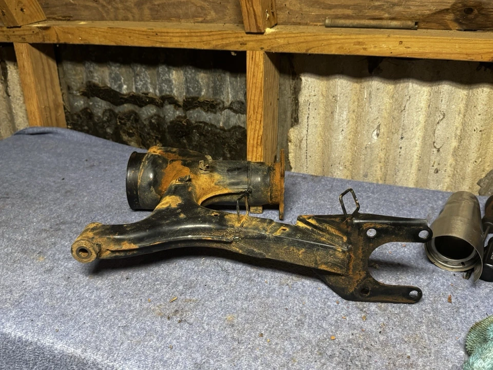 2006 Yamaha Bruin 350 2wd Used OEM Rear Swingarm Swing Arm - Image 3 of 4