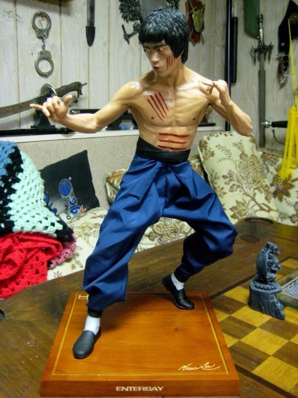 Statue Bruce Lee 70th Anniversary – Figurine ENTERBAY – Cinéma – Occasion