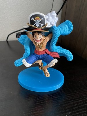 Monkey D. Luffy Pirate King Outfit One Piece Collectable Figure