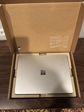 Microsoft Surface Laptop 7 15 32GB 512GB - 4y...