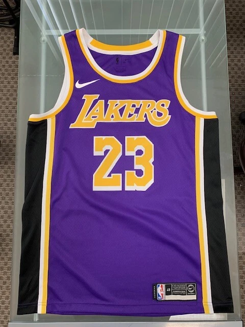 Nike NBA Los Angeles Lakers LeBron James Statement Edition