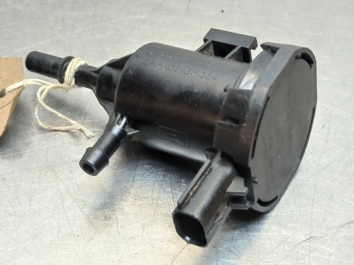 Mercedes Benz W205 C350 14-19 2.0 Hybrid Petrol Fuel Purge Valve 