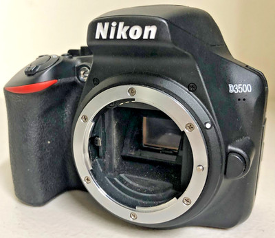 FOR PARTS Nikon D3500 24.2 MP Digital SLR Camera (Body only) No Power READ