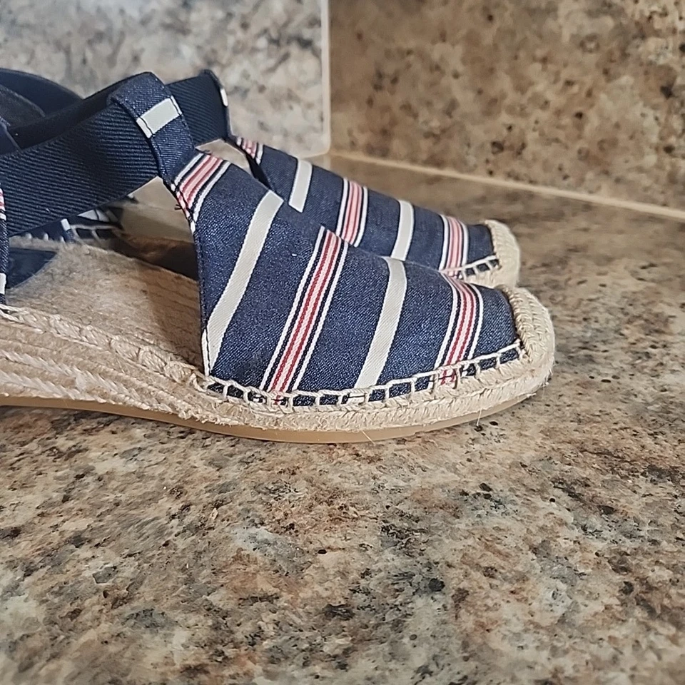  Sandália anabela listrada TORY BURCH Catalina Espadrille azul marinho/vermelho/branco tamanho 8.5 - Imagem 3 de 4