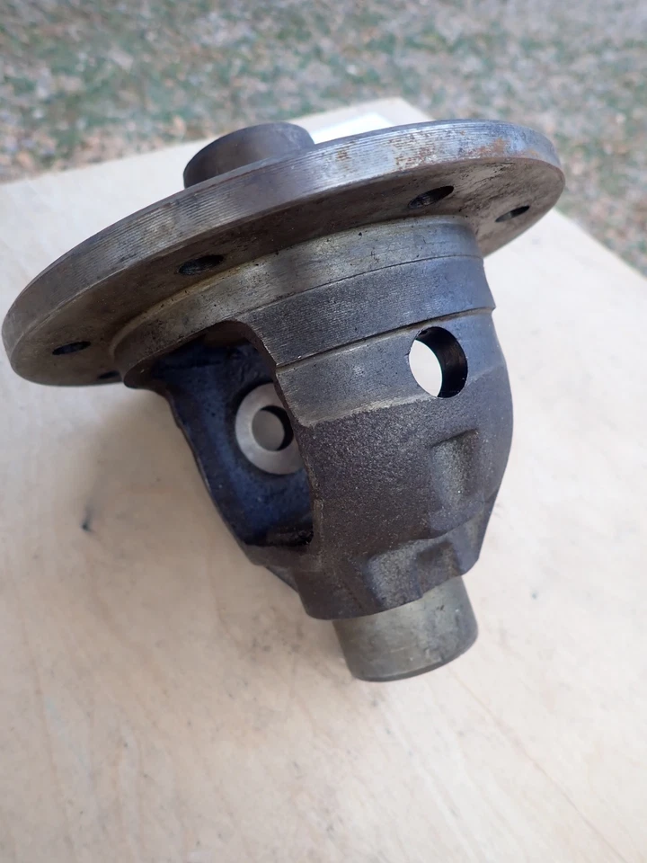NOS 1962 1963 Plymouth Valiant Differential Carrier Housing Dodge Lancer Mopar - Image 2 of 4