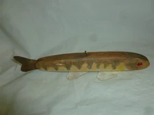  Vintage 9-3/4 Inch Wood Unsigned Glass Eyed Ice Decoy  Lot O-310