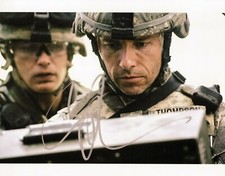 Guy Pearce The Hurt Locker autographed photo signed 8x10 #7 Srgnt Matt Thompson