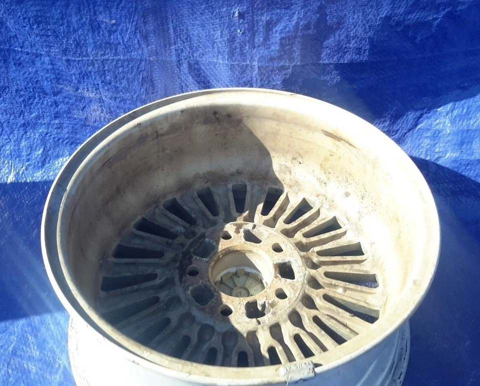 1997-2002 BMW E39 528i 540i 16" Wheel Rim Style 33 1092209 OEM Foto 3 de 4