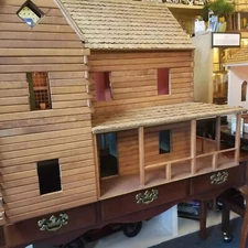 Large Dollhouse partly  finished Log Cabin
