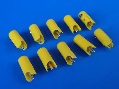 MARKLIN H0 - 71412 - 10x MALE / NEW STYLE PLUGS / YELLOW - Image 1 of 2