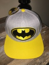 NWT New DC Comics Batman Men's Baseball Hat Adjustable Snap Gray Yellow One Size