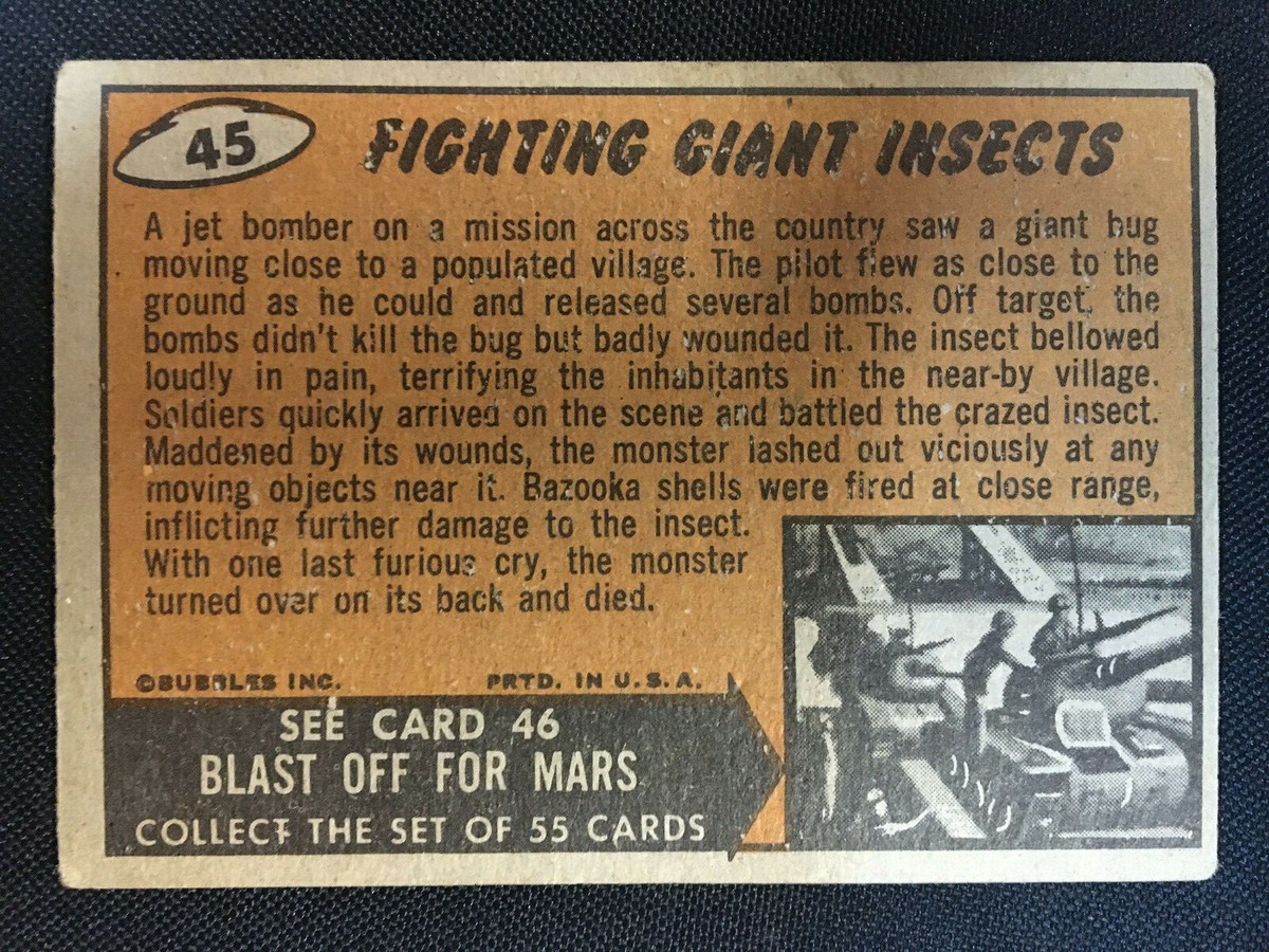 1962 VINTAGE MARS ATTACKS TRADING CARD #45 FIGHTING GIANT INSECTS