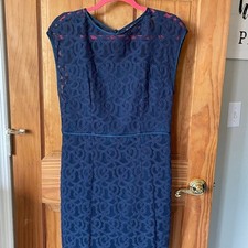 Adrianna Papell Navy Blue Lace Overlay Dress Sleeveless Occasion Size 8 EUC