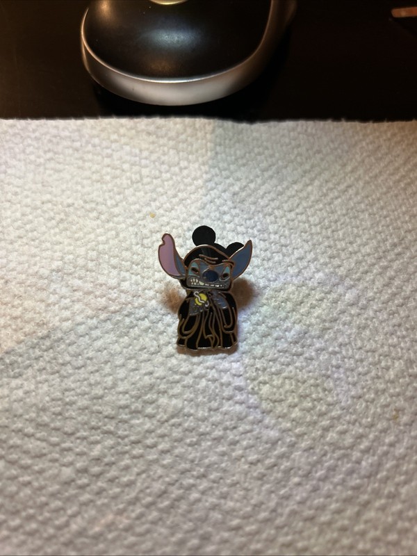 2008 Disney Mystery Pin Star Wars Episode VI Stitch as Emperor Palpatine