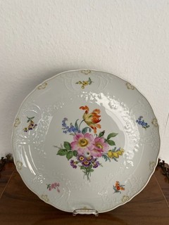 Meissen around 1925 Exclusive Large Wall Bowl with Relief Colourful Bouquet of Flowers EXCELLENT!