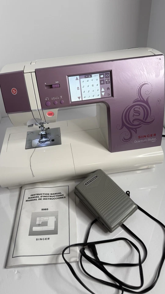 Máquina de costura Singer Quantum Stylist 9985 tela sensível ao toque + pedal + manual - Imagem 3 de 4
