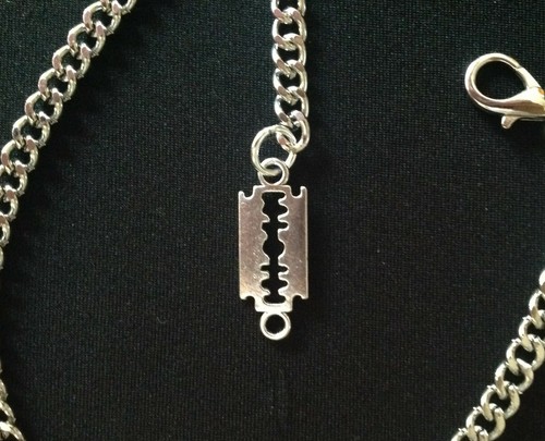 Albert pocket watch chain with peaky blinders razor blade fob,silver colour - Picture 5 of 6