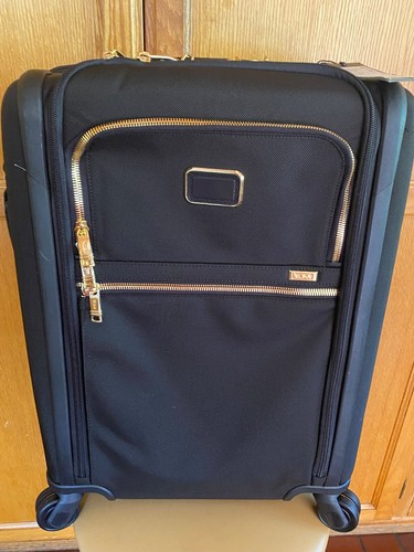 Equipaje de mano Tumi Alpha Continental Dual Access 4 ruedas negro/dorado 1171612693 - Imagen 4 de 15