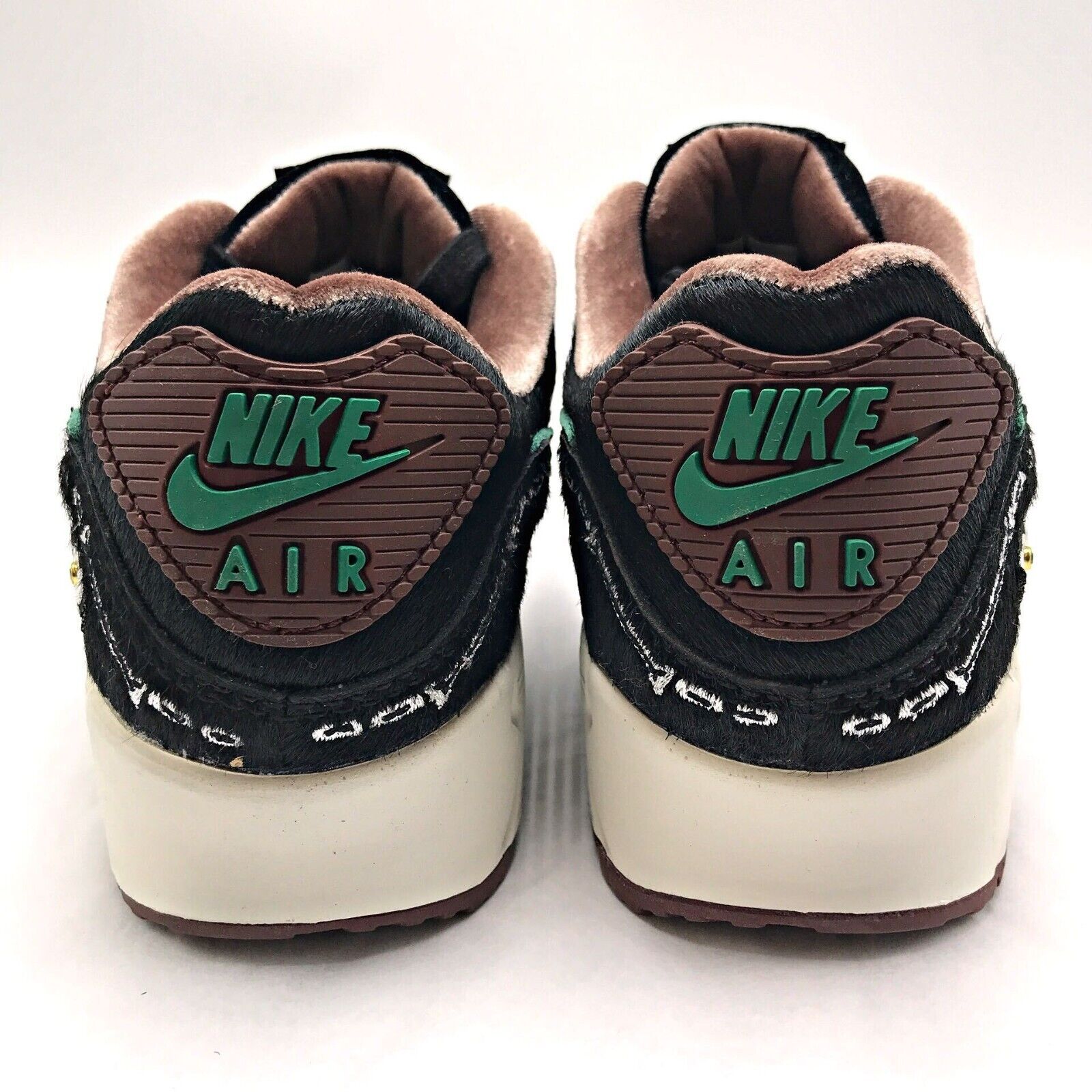 Nike Air Max 90 Siempre Familia (W) Women's Shoes DO2154-010 women's size  7-10