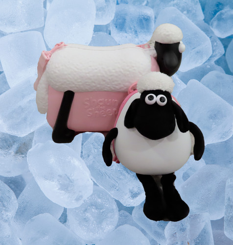 Shaun the Sheep Original Kids Ride-On and Carry-On Suitcase with Spinner Wheels
