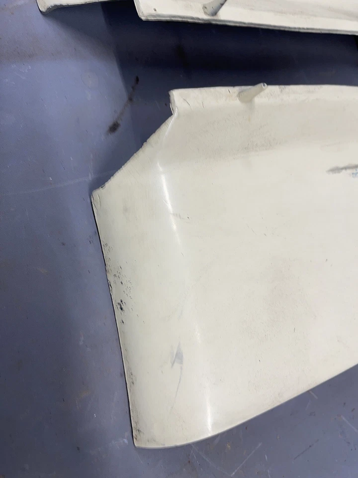 1977-1979 Cadillac Deville para-lama dianteiro extensão para-choque enchimento moldura acabamento fabricante de equipamento original - Imagem 4 de 4