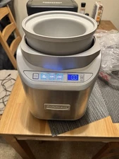 Cuisinart Bullet Ice Cube Maker IMC-2 — Compact Ice Machine