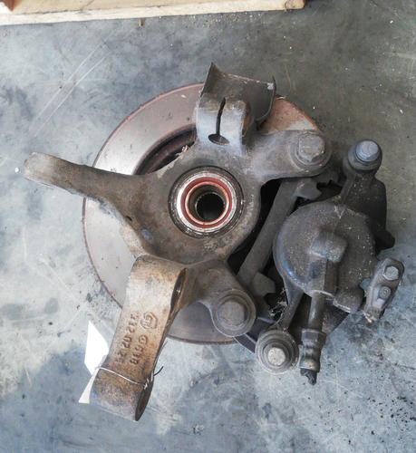 Disque de frein arrière. Gauche MERCEDES-BENZ Classe V (W638) 280 Mnv - Photo 1/3