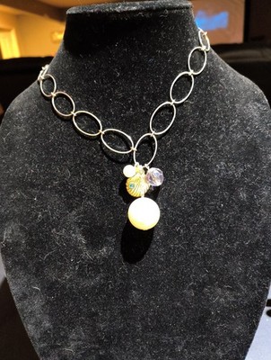 NRT signed Silver Tone Loop Necklace With 3 Faux Pearls, A Gold tone Shell